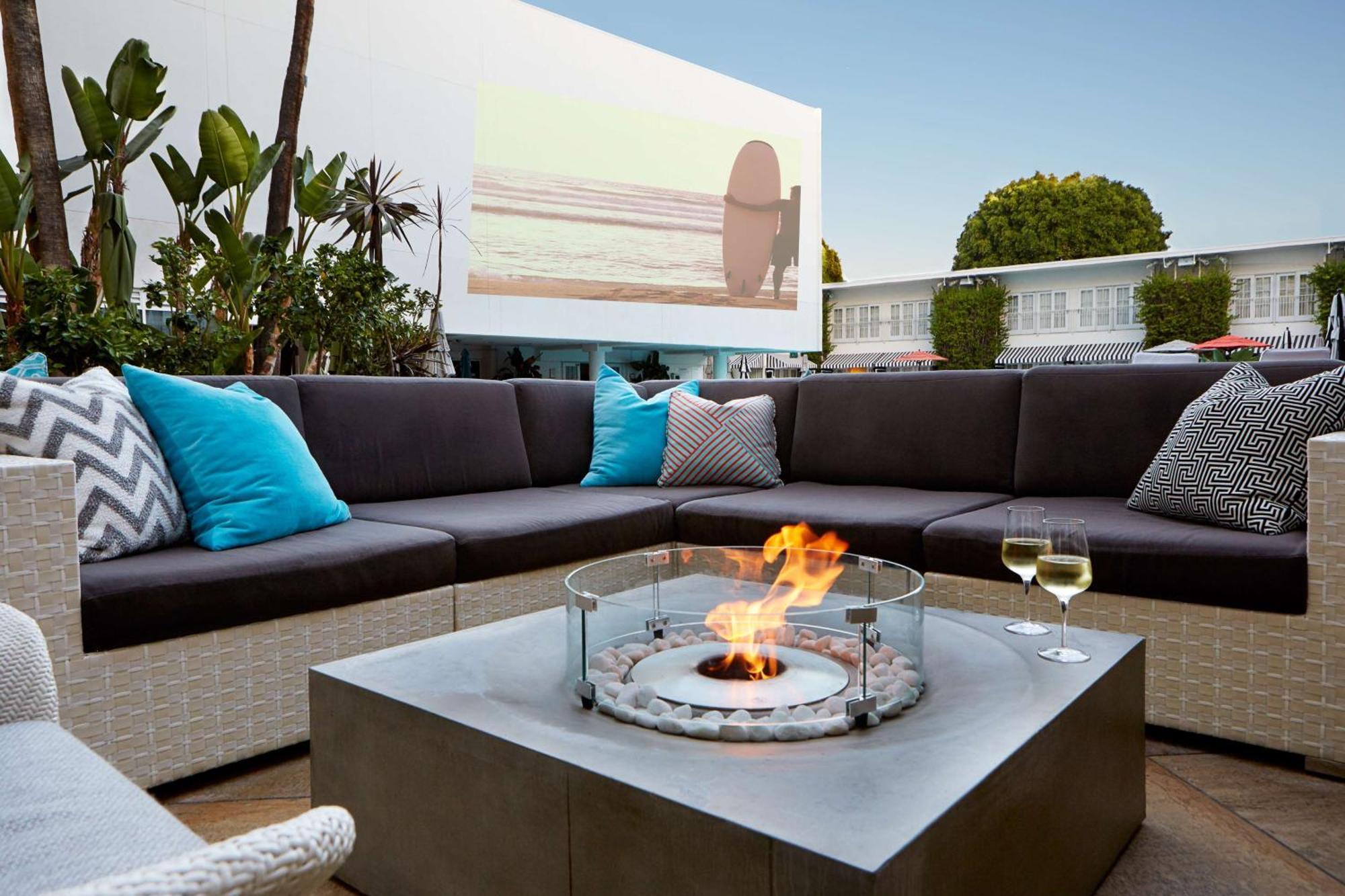 The Beverly Hilton Лос-Анджелес Экстерьер фото